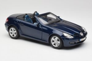 Mercedes SLK R171 Azul Maisto 1:18 B66962190 Metal - imagen 6 de 8