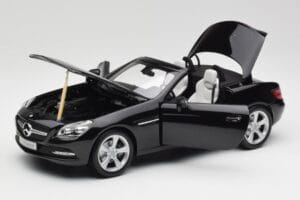 Mercedes SLK R172 Magnetite Negro Minichamps 1:18 B66960514 Metal - imagen 2 de 8