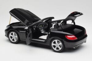 Mercedes SLK R172 Magnetite Negro Minichamps 1:18 B66960514 Metal - imagen 5 de 8