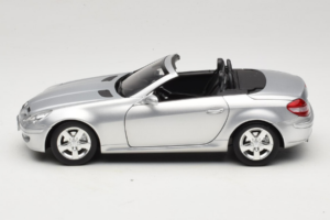 Mercedes SLK R171 Plata Minichamps 1:18 B66962318 Metal - imagen 4 de 9
