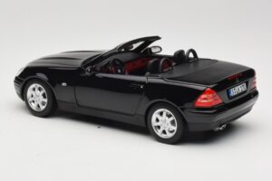 Mercedes SLK200 R170 Negro Norev 1:18 B66040714 Metal - imagen 8 de 9