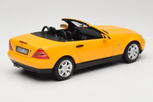 Mercedes SLK200 R170 Amarillo Norev 1:18 B66040713 Metal - imagen 4 de 9