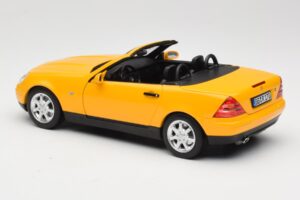 Mercedes SLK200 R170 Amarillo Norev 1:18 B66040713 Metal - imagen 8 de 9