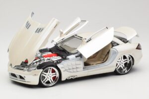 Mercedes SLR McLaren C199 Blanco Maisto 1:18 31068 Metal - imagen 2 de 8