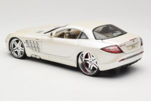 Mercedes SLR McLaren C199 Blanco Maisto 1:18 31068 Metal - imagen 7 de 8