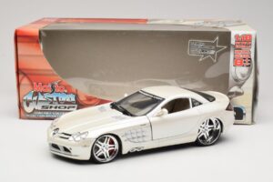 Mercedes SLR McLaren C199 Blanco Maisto 1:18 31068 Metal - imagen 8 de 8
