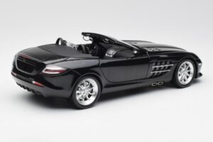 Mercedes SLR McLaren Roadster R199 Crystal Galaxit Negro Minichamps 1:18 B66961004 Metal - imagen 3 de 8