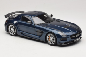 Mercedes SLS AMG Black Series Daytona Blue Metallic Minichamps 1:18 110033026 Metal - imagen 6 de 8