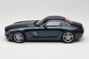 Mercedes SLS AMG C197 Blue Metallic Minichamps 1:18 100039021 Metal - imagen 4 de 8