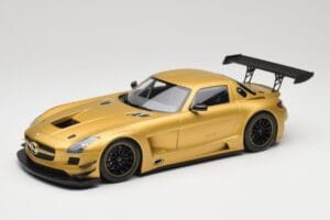 Mercedes AMG SLS C197 GT3 Street Dorado Minichamps 1:18 151113106 Metal