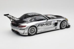 Mercedes AMG SLS C197 GT3 Team AMG China #96 M. Hakkinen / C. Cheng Zhuhai 6th 2011 Minichamps 1:18 151113196 Metal - imagen 2 de 6