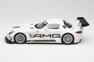 Mercedes AMG SLS C197 GT3 Street Blanco Minichamps 1:18 151123107 Metal - imagen 3 de 6