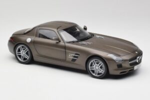 Mercedes SLS AMG C197 Monza Gris Minichamps 1:18 B66960044 Metal - imagen 6 de 8