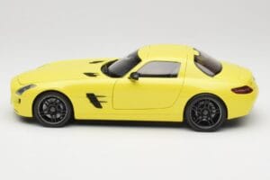 Mercedes SLS AMG C197 Amarillo Minichamps 1:18 100039022 Metal - imagen 4 de 8