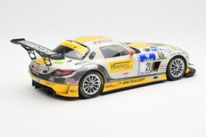 Mercedes SLS AMG GT3 #21 Rowe Racing Arnold / Roloff / Seyffarth / Jäger ADAC 24 Hours Nürburgring 2013 Minichamps 1:18 15113 - imagen 2 de 6