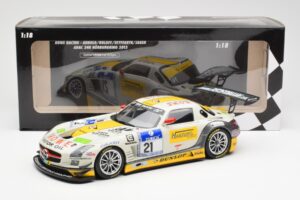 Mercedes SLS AMG GT3 #21 Rowe Racing Arnold / Roloff / Seyffarth / Jäger ADAC 24 Hours Nürburgring 2013 Minichamps 1:18 15113 - imagen 6 de 6