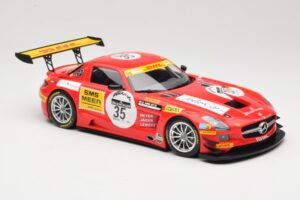 Mercedes SLS AMG GT3 #35 T. Heyer / T. Jager 24 Hours of Spa 2011 Minichamps 1:18 B66960196 Metal - imagen 4 de 6