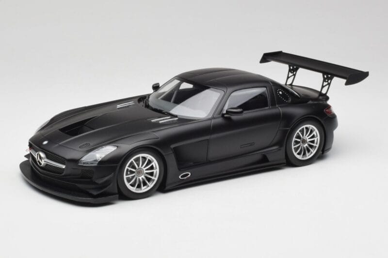 Mercedes SLS AMG GT3 C197 Street Mate Negro Minichamps 1:18 151113101 Metal