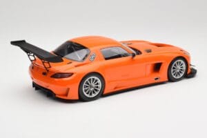 Mercedes SLS AMG GT3 C197 Street Naranja Minichamps 1:18 151113105 Metal - imagen 2 de 6