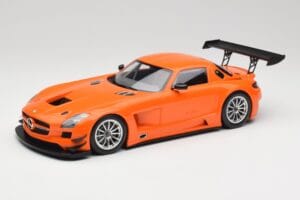 Mercedes SLS AMG GT3 C197 Street Naranja Minichamps 1:18 151113105 Metal