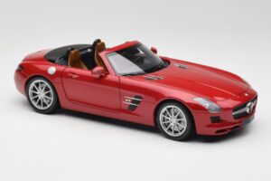 Mercedes SLS AMG R197 Roadster Le Mans Rojo Minichamps 1:18 100039030 Metal - imagen 6 de 8