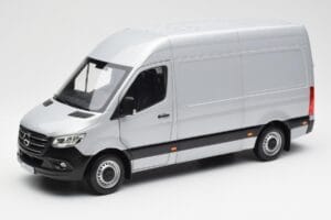 Mercedes Sprinter W907 Plata Norev 1:18 183424 Metal