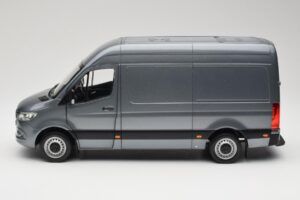 Mercedes Sprinter W907 Furgoneta Selenite Grey Metallic Norev 1:18 B66004163 Metal - imagen 4 de 8