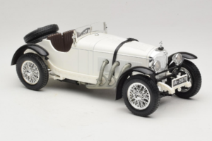 Mercedes SSK Blanco Bburago 1:18 3009-P3 Metal - imagen 4 de 6