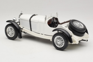 Mercedes SSK Blanco Bburago 1:18 3009-P3 Metal - imagen 5 de 6