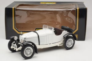 Mercedes SSK Blanco Bburago 1:18 3009-P3 Metal - imagen 6 de 6
