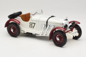 Mercedes SSKL #87 R. Caracciola Blanco 1931 Bburago 1:18 3002-P1 Metal - imagen 4 de 6