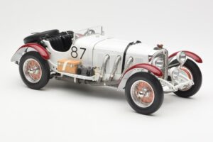 Mercedes SSKL R. Caracciola / W. Sebastian Mille Miglia Winner 1931 CMC 1:18 M-055 Metal - imagen 4 de 6