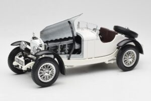 Mercedes SSKL Blanco Bburago 1:18 3002 Metal - imagen 2 de 8