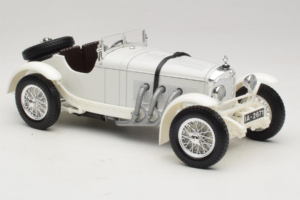 Mercedes SSKL Blanco 1931 Bburago 1:18 3002-M2 Metal - imagen 4 de 6