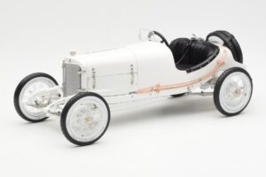 Mercedes Targa Florio Blanco CMC 1:18 M-206 Metal