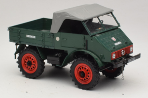 Mercedes Unimog 401 Verde Schuco 1:18 135 Metal - imagen 6 de 8