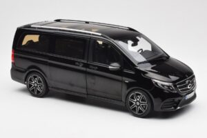 Mercedes V-Class W447 AMG Line Negro Norev 1:18 183860 Metal - imagen 5 de 6