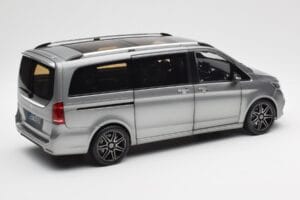 Mercedes V-Class W447 AMG Line Gris Metálico Norev 1:18 183488 Metal - imagen 3 de 9