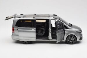 Mercedes V-Class W447 AMG Line Gris Metálico Norev 1:18 183488 Metal - imagen 4 de 9
