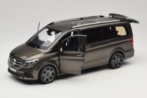Mercedes V-Class W447 AMG Line Indium Grey Norev 1:18 183873 Metal - imagen 2 de 8