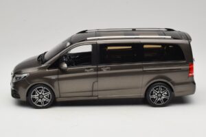 Mercedes V-Class W447 AMG Line Indium Grey Norev 1:18 183873 Metal - imagen 4 de 8