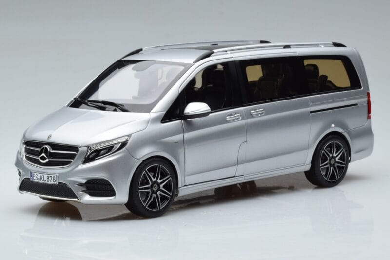 Mercedes V-Class V260 AMG Line Plata Norev 1:18 183871 Metal