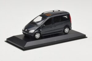 Mercedes Vaneo Azul Oscuro Minichamps 1:43 400031200 Metal - imagen 2 de 4
