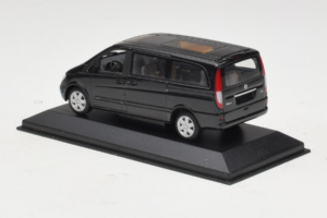 Mercedes Viano W639 Atlantis Blue Minichamps 1:43 B67871200 Metal - imagen 3 de 4