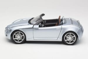 Mercedes Vision SLA Plata Gate 1:18 B66962114 Metal - imagen 4 de 8