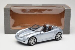 Mercedes Vision SLA Plata Gate 1:18 B66962114 Metal - imagen 8 de 8