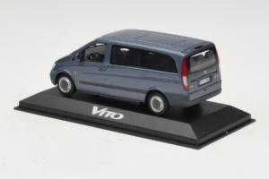 Mercedes Vito W638 Lugano Grey Minichamps 1:43 B67871201 Metal - imagen 3 de 4