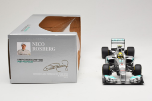 Mercedes W03 #8 N. Rosberg Mercedes AMG Petronas 2012 Minichamps 1:18 110120008 Metal - imagen 6 de 7