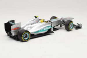 Mercedes W03 #8 N. Rosberg Mercedes AMG Petronas Showcar 2012 Minichamps 1:18 110120078 Metal - imagen 2 de 7