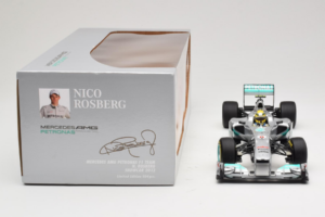 Mercedes W03 #8 N. Rosberg Mercedes AMG Petronas Showcar 2012 Minichamps 1:18 110120078 Metal - imagen 6 de 7
